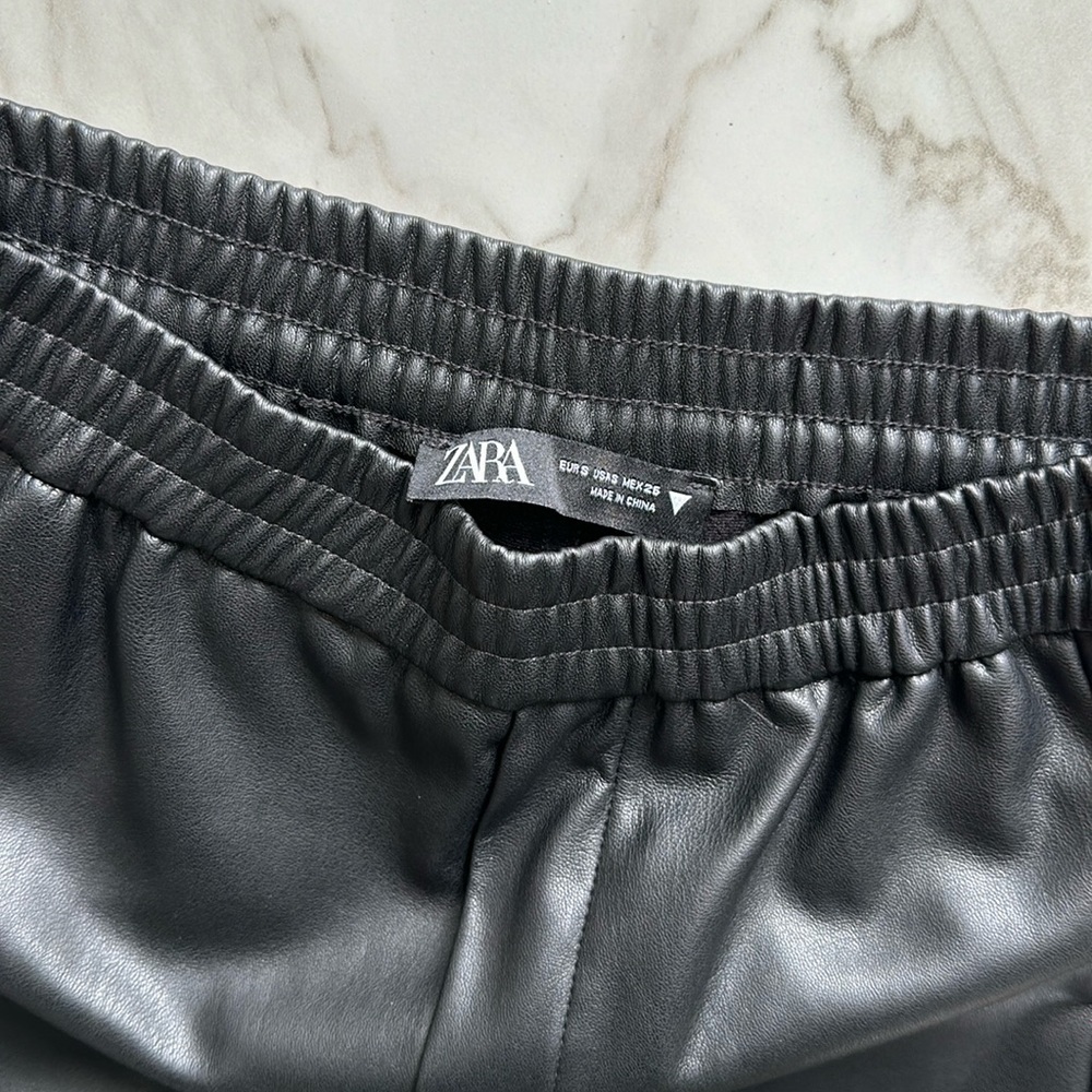 NWOT ZARA faux leather jogger pants black joggers Size small - Picture 7 of 12